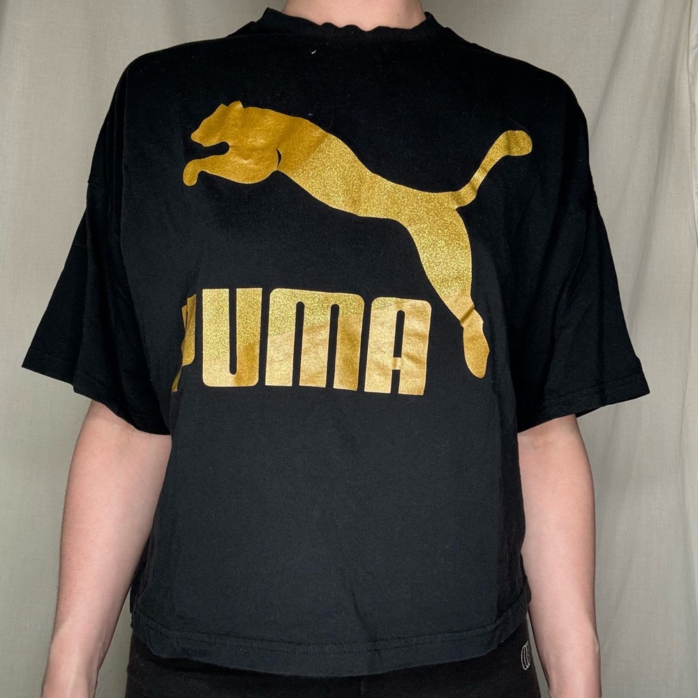 Puma black cropped oversized tee with gold decal, size small